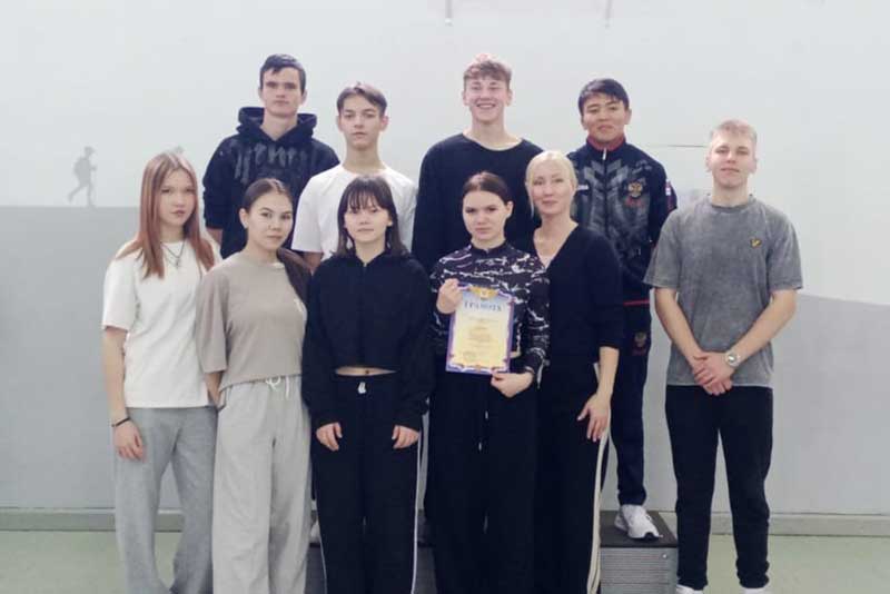 В Новотроицке прошел студенческий фестиваль «Готов к труду и обороне»