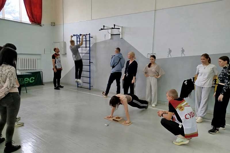 В Новотроицке прошел студенческий фестиваль «Готов к труду и обороне»