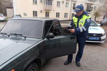 В двух соседних городах Новотроицке и Орске  полицейские  провели рейд под условным названием «Тонировка»