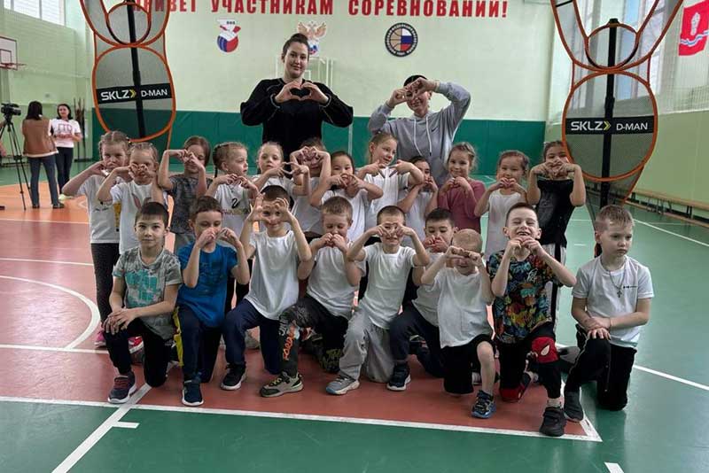 Воспитатель Лина Сидоренко из Новотроицка стала героиней областной акции «Лица дошкольного детства»