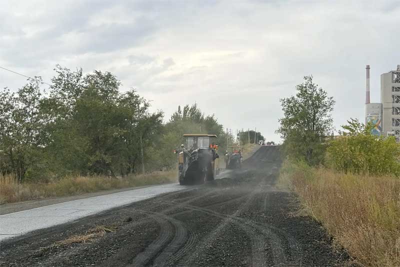 В Новотроицке ремонтируют две ключевые автомагистрали