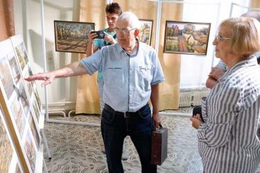 Осенний вернисаж Александра Запоржина в Новотроицком музее (0+)