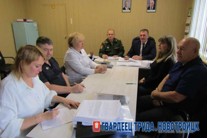 Сорок три новотройчанина в ходе осеннего призыва отправятся на службу  в ряды российской  армии