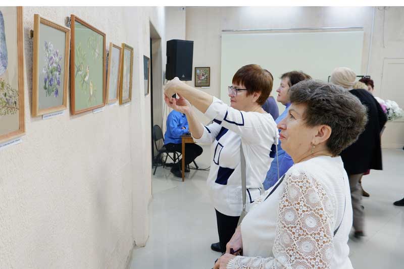 Как нарисовать сказку…  нитками? Художница Валентина Титова знает секрет ( 0+)     