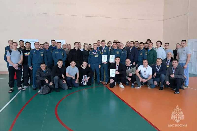 Сотрудники восточного гарнизона регионального Управления МЧС выявили сильнейших пловцов