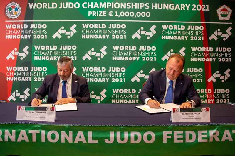 Новотроицкие ветераны спорта готовятся к чемпионату мира по дзюдо