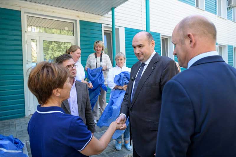 Врио главы региона Евгений Солнцев поручил министерству образования оперативно рассмотреть заявку на ремонт гимназии в Кувандыке