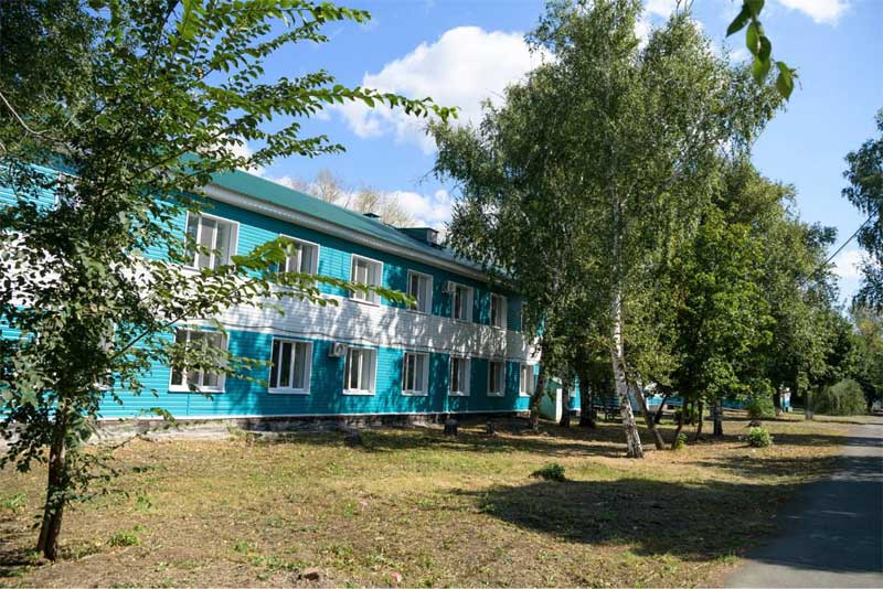 Врио главы региона Евгений Солнцев поручил министерству образования оперативно рассмотреть заявку на ремонт гимназии в Кувандыке