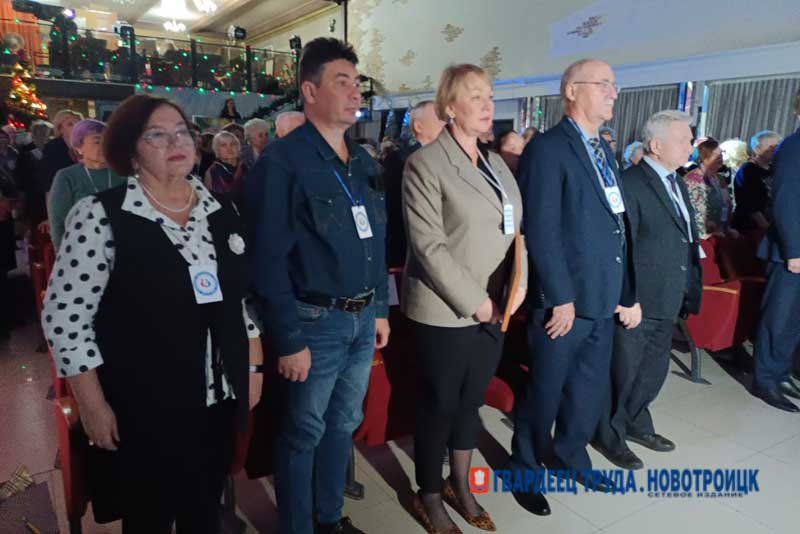 «Главное, ребята, сердцем не стареть!»:  ветеранская организация Новотроицка отметила свой юбилей