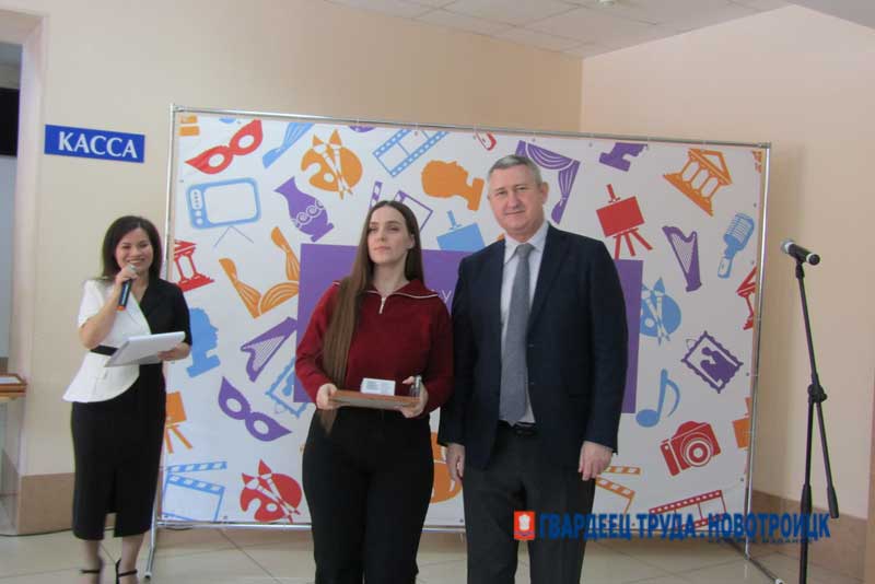 На фотовыставке горожане представили свой Новотроицк