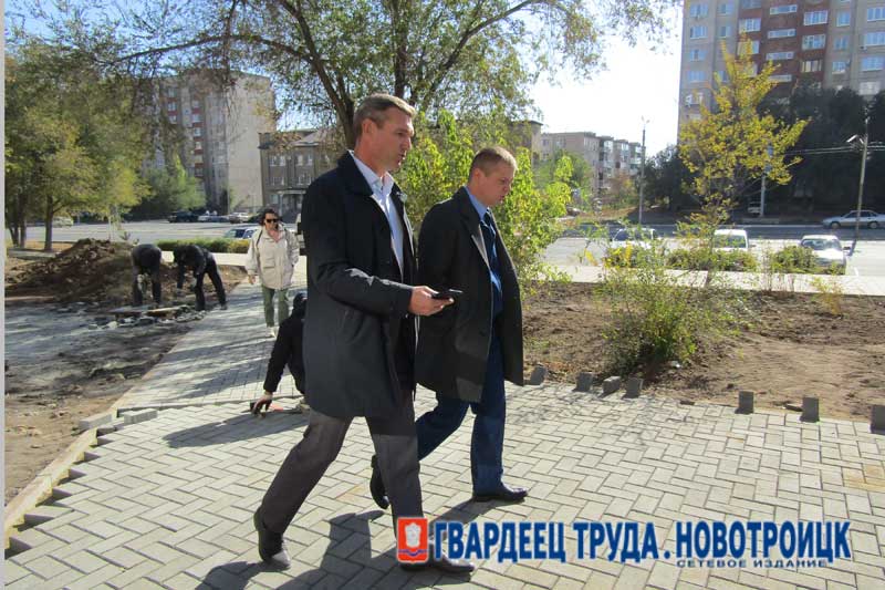 Прокуратура  Новотроицка взяла на контроль  работы по  благоустройству каскада аллей  на улице Советской