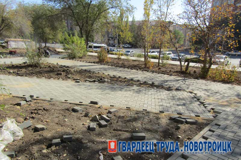 Прокуратура  Новотроицка взяла на контроль  работы по  благоустройству каскада аллей  на улице Советской