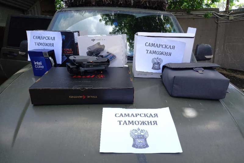 В Оренбуржье таможенники передали изъятую электронную технику бойцам СВО