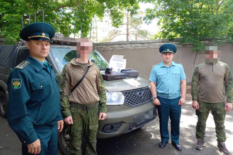 В Оренбуржье таможенники передали изъятую электронную технику бойцам СВО