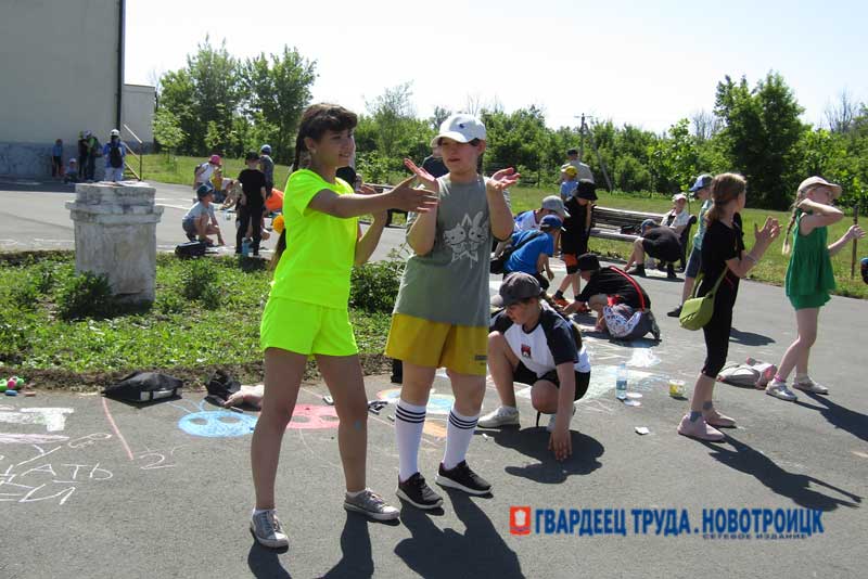 В Новотроицке стремятся сделать лето для подростков безопасным и содержательным