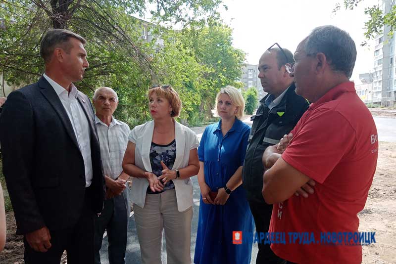В Новотроицке продолжаются масштабные ремонтные работы на улице имени Ю.Гагарина