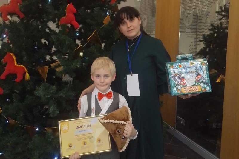 Юный пианист из Новотроицка стал лауреатом международного инклюзивного музыкального конкурса