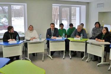 В Новотроицке студенты и эксперты – профессионалы обсудили, как возродить систему наставничества