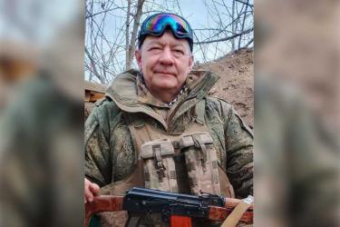 В Новотроицке 13 февраля простятся с участником специальной военной операции Андреем Комиссаровым