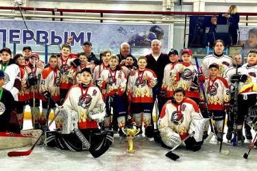 Юные хоккеисты Новотроицка стали чемпионами области