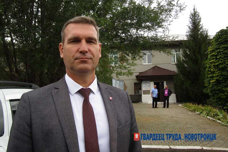 В Новотроицке на всех избирательных участках голосование проходит организованно