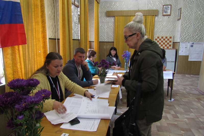 В Новотроицке избирательный участок № 838 встречает горожан по новому адресу 