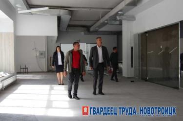 В Новотроицке завершается ремонт Центральной детской библиотеки