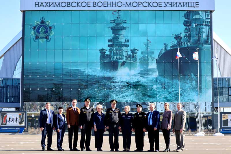 Оренбургское президентское кадетское училище делится опытом с коллегами из Мариуполя