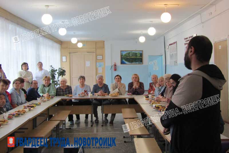 Боец СВО – желанный гость активистов городского сообщества «Новотроицкие покрова для СВОих»