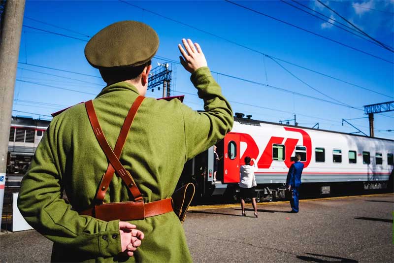 Ретропоезд «По рельсам истории от Оренбурга до Чёрного Отрога» совершил первую поездку