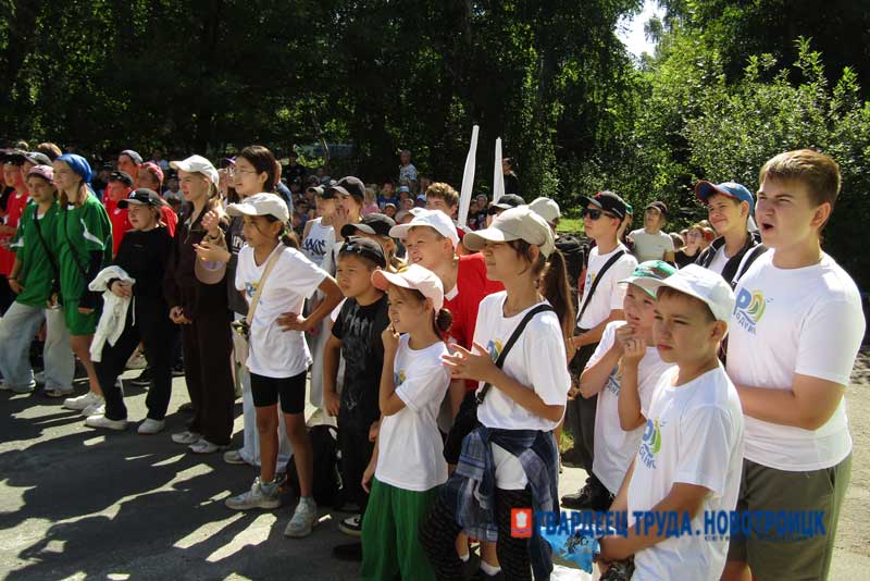 Для новотроицких ребят, отдыхающих в загородных оздоровительных лагерях, провели традиционную спартакиаду