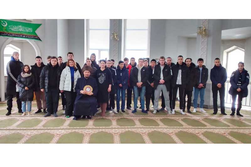 Аязбек Нуртышев назначен имам-хатыбом Новотроицкой Соборной мечети