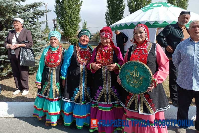 Новотроицкая Соборная мечеть встречала гостей