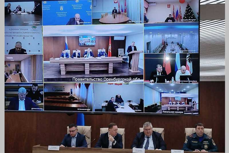 В Оренбуржье на заседании оперативного штаба обсудили ситуацию, сложившуюся в области  в связи неблагоприятными погодными условиями