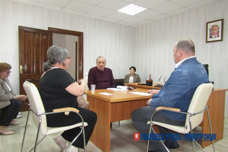 Новотроицк сегодня присоединился к проведению Единого дня приемов участников СВО и членов их семей
