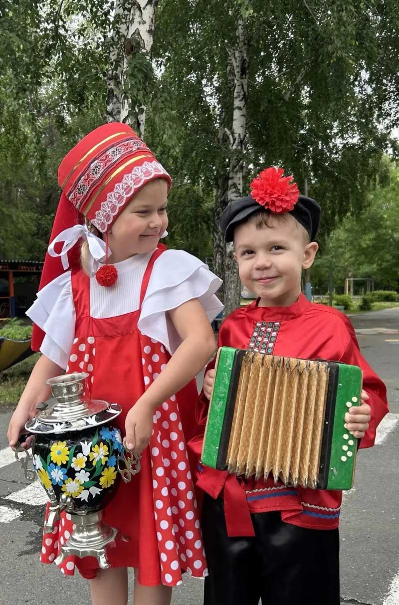 В Новотроицке среди дошкольников провели городской фотоконкурс «Мы – дети России»