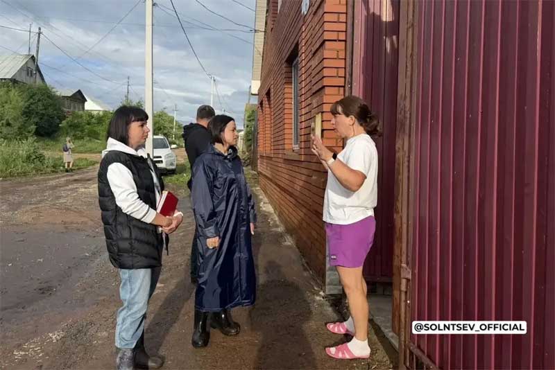 В Оренбуржье продолжают оказывать помощь жителям, пострадавшим от июньских ливневых дождей