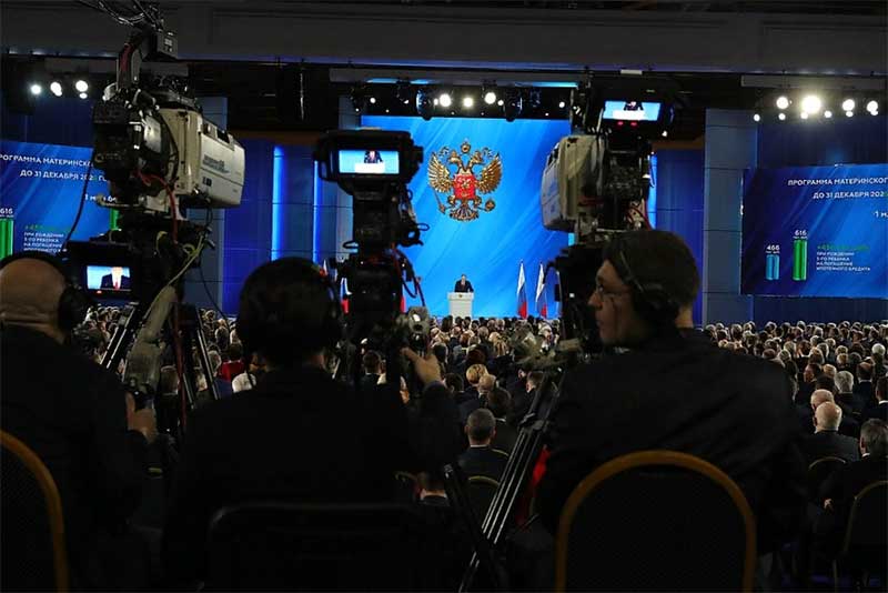 Оренбургские эксперты назвали послание президента Федеральному Собранию сенсационным