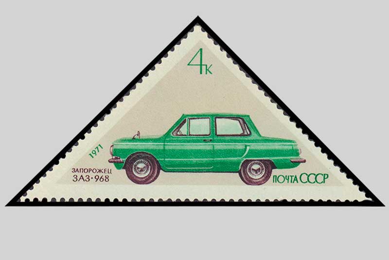 Новотроицкие музейщики представили выставку уникальных коллекционных открыток и марок, посвященных истории отечественного автомобилестроения (6+)