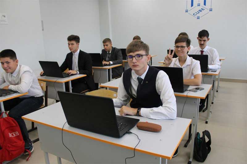 Команда центра цифрового образования Орского нефтяного техникума вошла в число лидеров в России