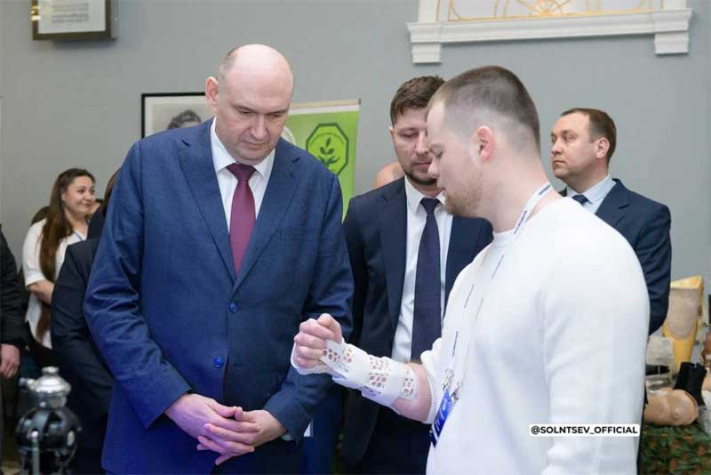 В Оренбуржье три ветерана специальной военной операции сегодня стали обладателями автомобилей с ручным управлением