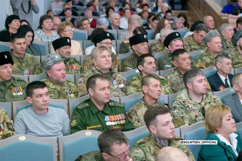 В Оренбуржье три ветерана специальной военной операции сегодня стали обладателями автомобилей с ручным управлением