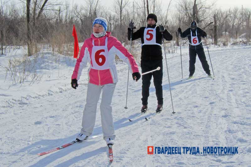 Новотройчане вышли на старты «Лыжни России»