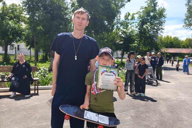 Пригородный поселок Новотроицка отметил 90-летний юбилей