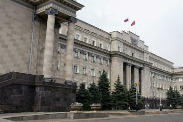 Губернатор Оренбуржья Евгений Солнцев выразил соболезнование родным и близким погибшего от рук преступника новотроицкого полицейского