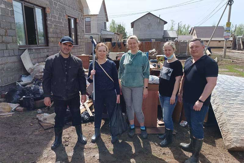 В Оренбуржье пострадавшим от паводка помогают участники добровольческого проекта «ПроСУШКА»