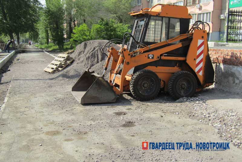 В Новотроицке заасфальтируют более 9 километров дорог