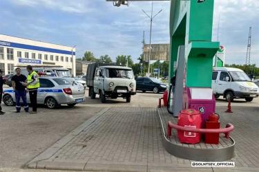 Губернатор Оренбуржья  Евгений Солнцев ответил на обращения жителей области по поводу очередей на автозаправочных станциях