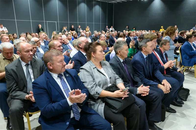 На проходящей выставке «Меновой двор – 2026» обсудили развитие агропромышленного комплекса Оренбуржья