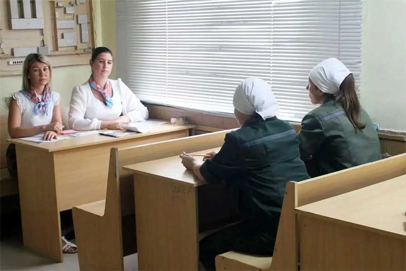 В Новотроицке кадровые консультанты помогают в поиске работы людям, освобожденным из исправительных учреждений